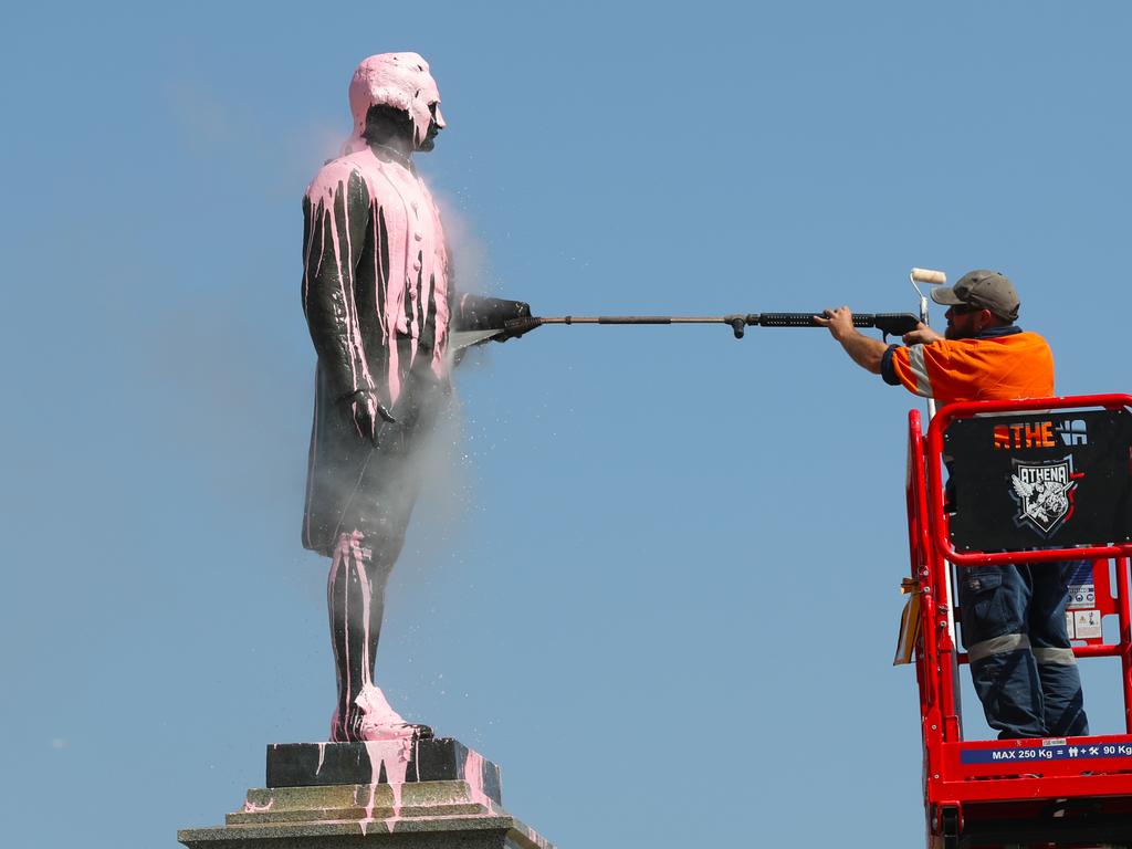 A Captain Cook statue in Melbourne was vandalised in 2018.