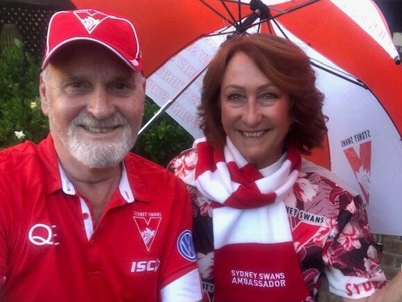 Lynne McGranger and her partner Paul got dressed up in support of the Sydney Swans.