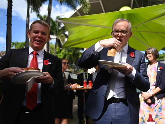 Mr Albanese and Kiwi leader Chris Hipkins enjoyed a sausage sizzle together. Picture: Dan Peled / NCA Newswire