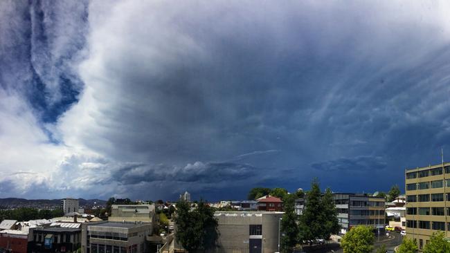 The storm rolls in over Hobart. Picture: Paul Fleming @lovethywalrus