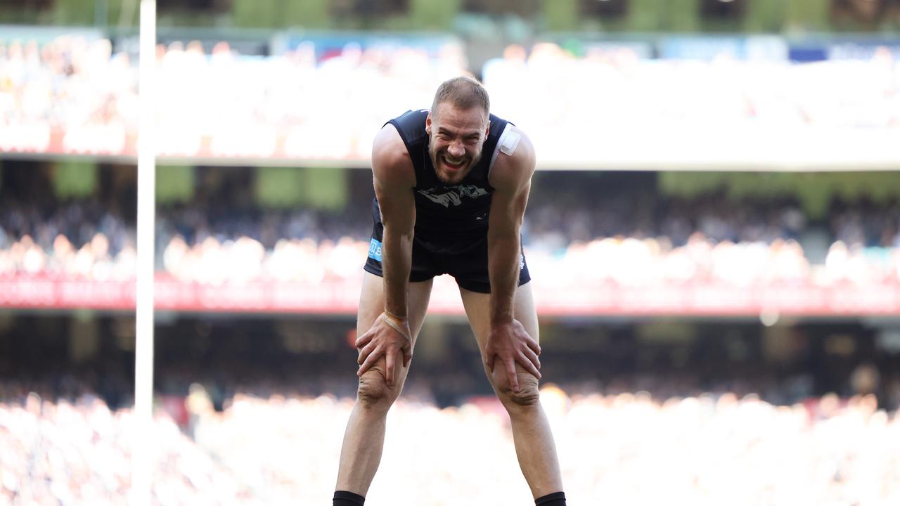 MELBOURNE, AUSTRALIA - AUGUST 11: Harry McKay of the Blues reacts after missing a goal during the round 22 AFL match between Carlton Blues and Hawthorn Hawks at Melbourne Cricket Ground, on August 11, 2024, in Melbourne, Australia. (Photo by Daniel Pockett/Getty Images)