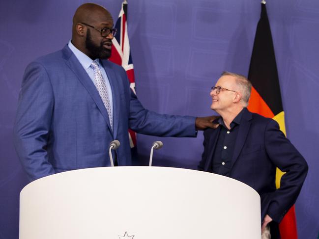 Shaquille O'Neal and Anthony Albanese. Picture: Monique Harmer