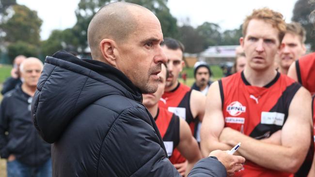 Knox coach Steve Buckle. Picture: Davis Harrigan
