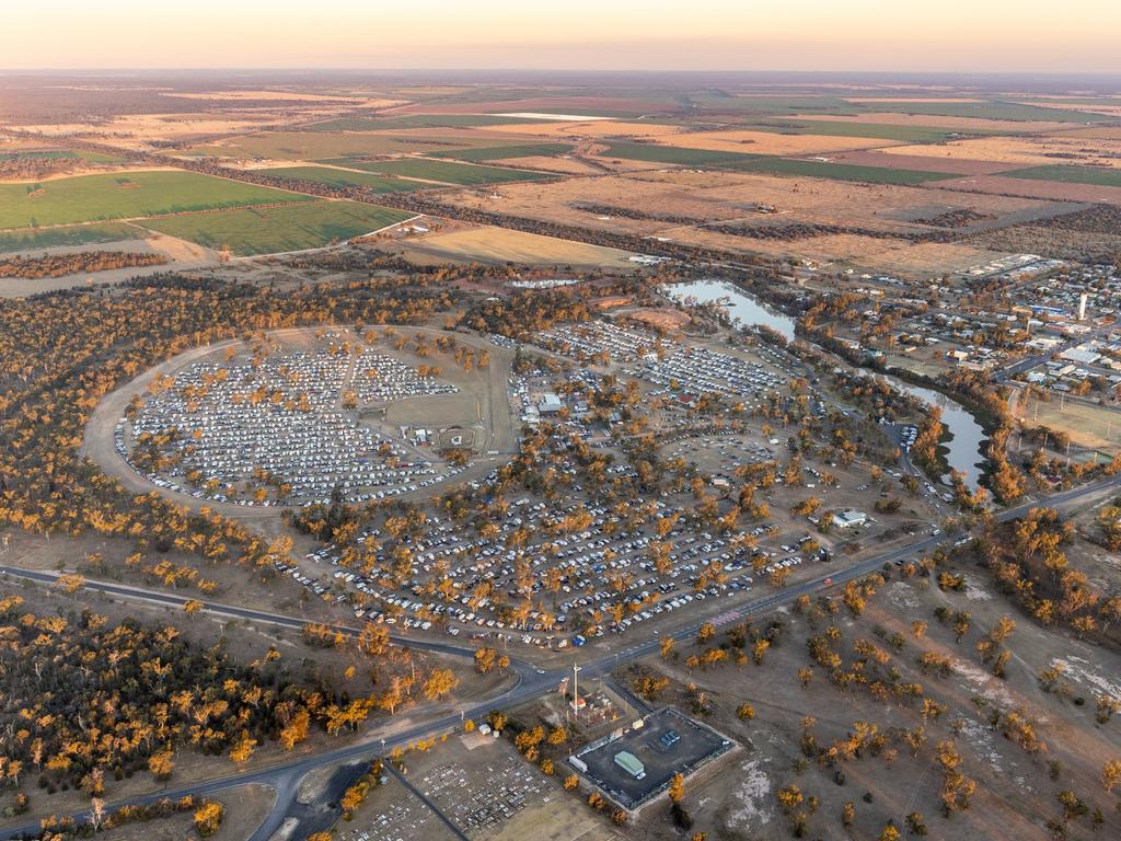 Sunset at Tara Festival. Photo: Jo Thieme.