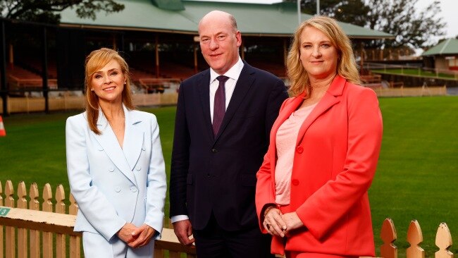 Independent hopeful Kylea Tink (right) may fail to even reach second place, polling has shown, behind both Liberal MP Trent Zimmerman (centre) and Labor candidate Catherine Renshaw (left). Picture: Richard Dobson