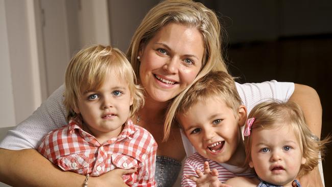 Taryn with three of her children in 2011.