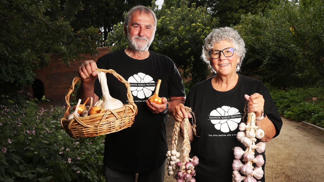 Geoff Dugan and Lesley Fraser garlic growers and committee members of the Koonya Garlic Festival. Picture: Nikki Davis-Jones