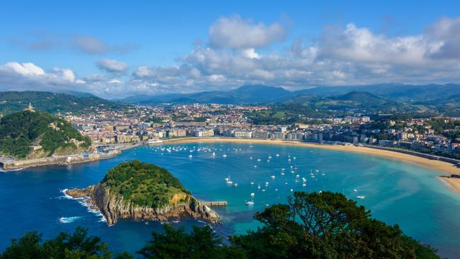 San Sebastian is within easy reach from Camping Igara.