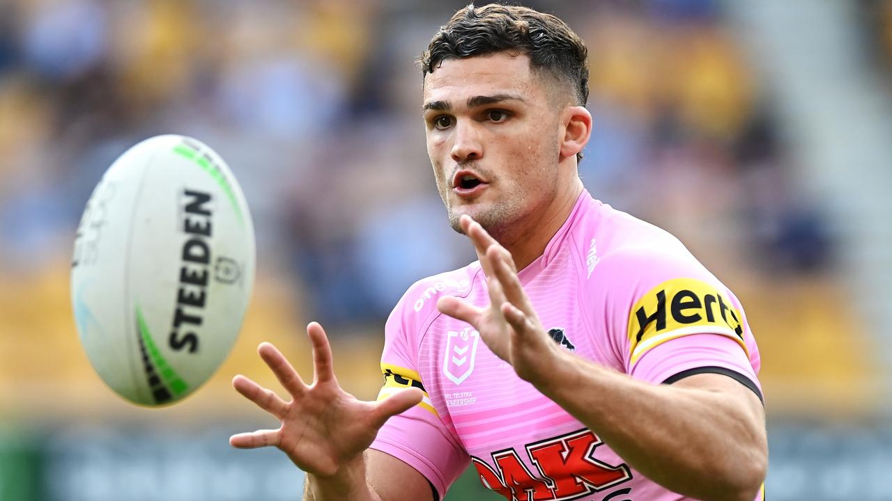 BRISBANE, AUSTRALIA - SEPTEMBER 25: Nathan Cleary of the Panthers catches a pass during the warm-up before the NRL Preliminary Final match between the Melbourne Storm and the Penrith Panthers at Suncorp Stadium on September 25, 2021 in Brisbane, Australia. (Photo by Bradley Kanaris/Getty Images)
