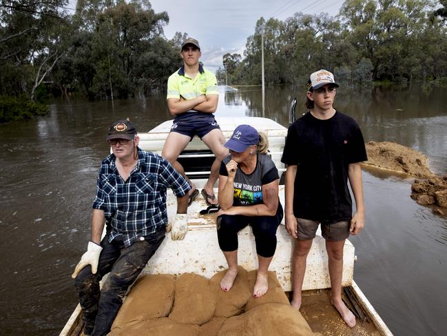 Paul Horman and Suzanne Shearer with kids Mitch and Harry Shearer during flooding in Echuca. Picture: Arsineh Houspian