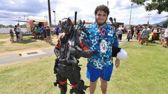 L-R Steven Chang and Cyrus Weston at CapriCon.Photo Liam Fahey / Morning Bulletin