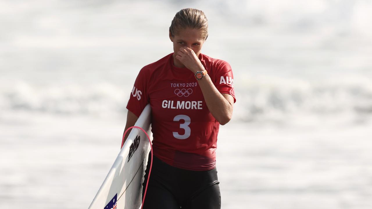 Stephanie Gilmore walks from the surf after losing her heat. Picture: Ryan Pierse/Getty Images