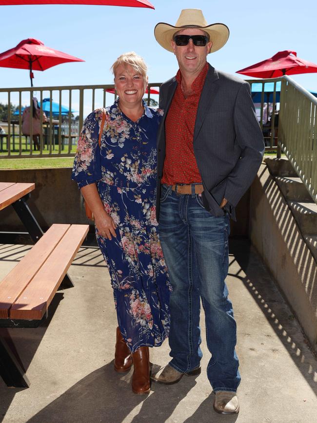 BAIRNSDALE, AUSTRALIA – MARCH 22 2024 Tamara French and Iain Prowse-Brown attend the Bairnsdale Cup race day. Picture: Brendan Beckett