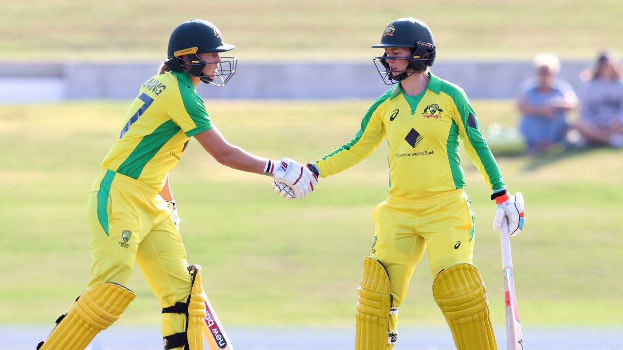 Rachael Haynes (R) and Meg Lanning (L) helped put Australia on the path to another victory in New Zealand (Photo by Phil Walter/Getty Images)