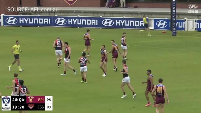 Hussien El-Achkar kicks three on VFL debut