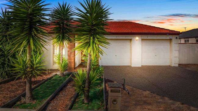 11 Kingston Rule St, Kurunjang, sold for $575,000-$625,000.