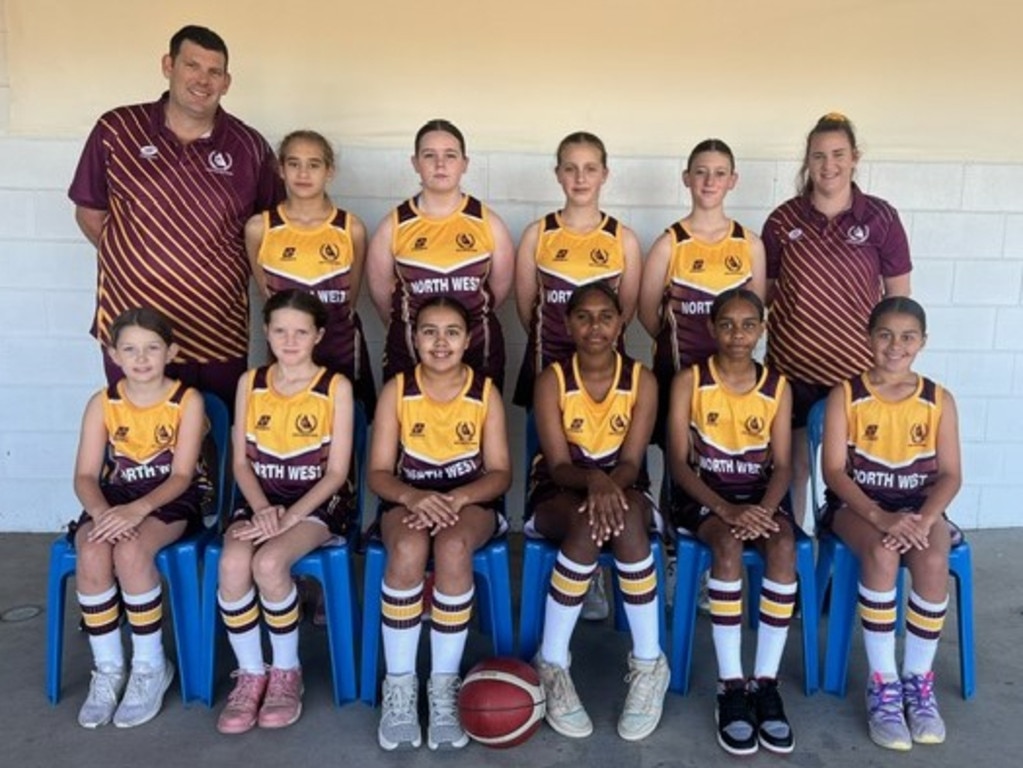 The North West girls 10-12 years basketball team.