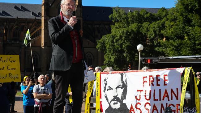 John Nobel Shipton, father of Julian Assange, addressed a rally in support of the release of the WikiLeaks founder in Hyde Park in Sydney. Picture: Gaye Gerard