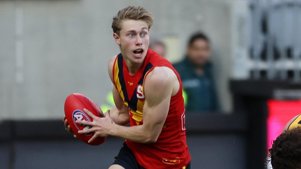 <!DOCTYPE html PUBLIC "-//W3C//DTD HTML 4.0 Transitional//EN" "http://www.w3.org/TR/REC-html40/loose.dtd"><html><body><p>South Australian Sid Draper joins the Crows. (Photo by Will Russell/AFL Photos via Getty Images)</p></body></html>