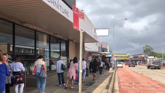 People queued for hours at brookvale Centrelink office when people lost jobs en-masse due to COVID-19. Picture: Jim O'Rourke