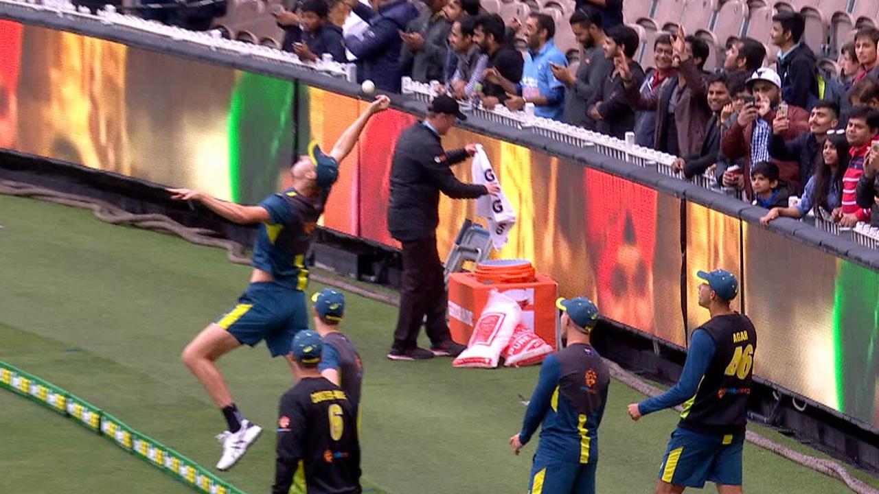 Billy Stanlake rolled his ankle in the moments before the second Twenty20 international.