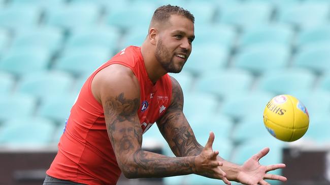 No slow start for Lance Franklin in 2018 with the star forward booting eight goals against the Eagles.