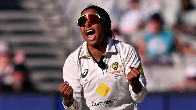 Australia's Alana King celebrates dismissing England's Nat Sciver-Brunt on the third day of the Women's Ashes cricket Test match between Australia and England at the Melbourne Cricket Ground (MCG) in Melbourne on February 1, 2025. (Photo by William WEST / AFP) / --IMAGE RESTRICTED TO EDITORIAL USE - STRICTLY NO COMMERCIAL USE--