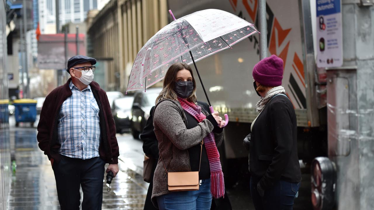 People have returned to wearing masks as Covid cases rise in Australia. Picture: Nicki Connolly