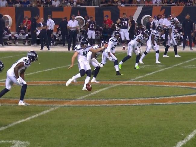 Michael Dickson stuns NFL with drop kick.