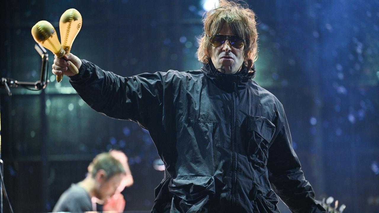 Liam Gallagher reveals bruised and bloodied face after helicopter fall ...