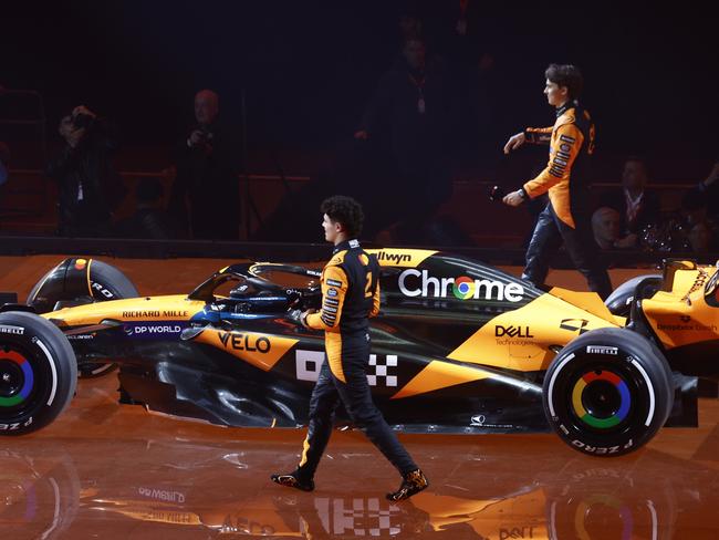 LONDON, ENGLAND - FEBRUARY 18: Lando Norris of Great Britain and McLaren Oscar Piastri of Australia and McLaren at the team livery presentation during F1 75 Live at The O2 Arena on February 18, 2025 in London, England. (Photo by Zak Mauger/Getty Images)