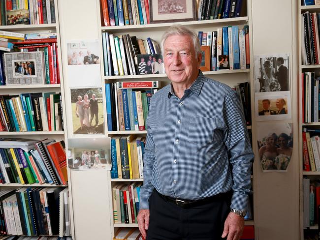 Retiring Mosman mayor Peter Abelson.
