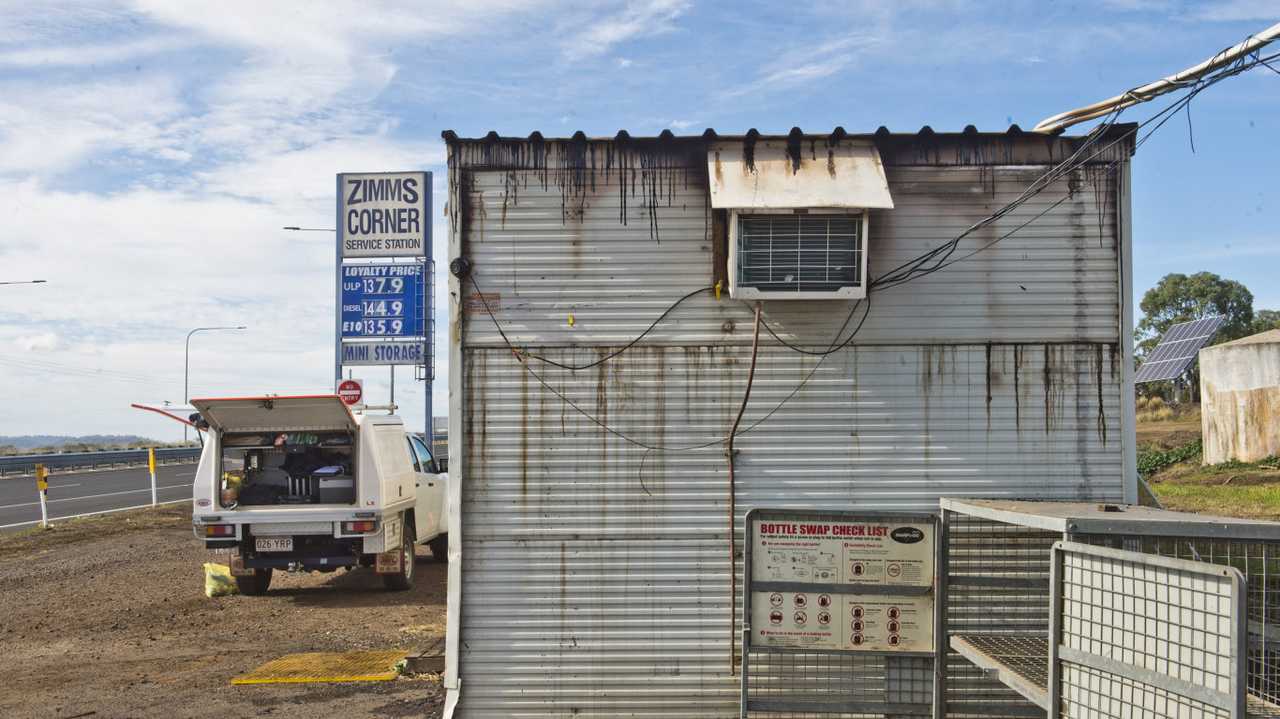 Olga Marr's Zimms corner service station. Building broken into and set alight . Thursday, 13th Jun, 2019. Picture: Nev Madsen