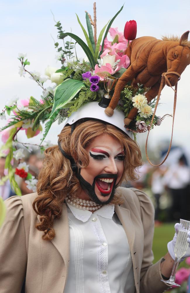 The 2018 Lexus Melbourne Cup at Flemington Racecourse. Fancy headwear in the crowd.  Picture: Alex Coppel