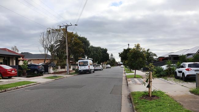 Police were called to Venture Ave at Taperoo on Saturday night after reports of gunshots. Picture: Riley Walter
