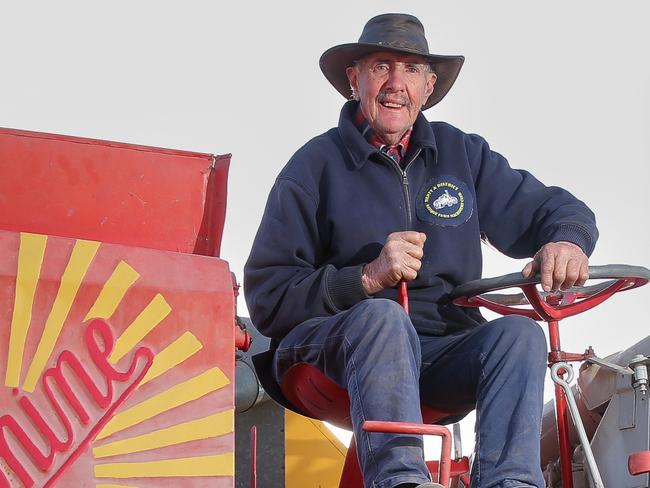 Kerry Pietsch  from Pleasant Hills in southern NSW will recreate history onJanuary 11 by using his vintage header collection to harvest wheat.