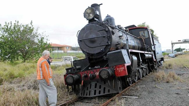 DERAILED: The Mary Valley Rattler C17 engine derailed on its way back from being loaded with coal. Picture: Craig Warhurst