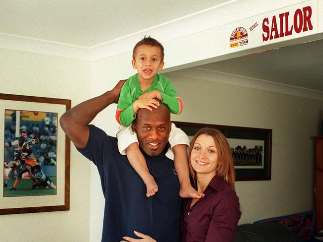 Wendell Sailor with Tara Vernon &amp; son Tristan aged three. Picture: David/Kapernick