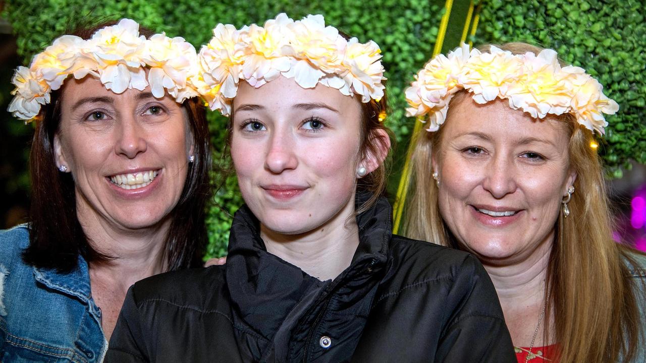 Gill Beer, Chloe Beer and Fiona Collins. Festival of Food and Wine, Queens Park, Toowoomba Carnival of Flowers. Saturday September 10, 2022 Picture: Bev Lacey