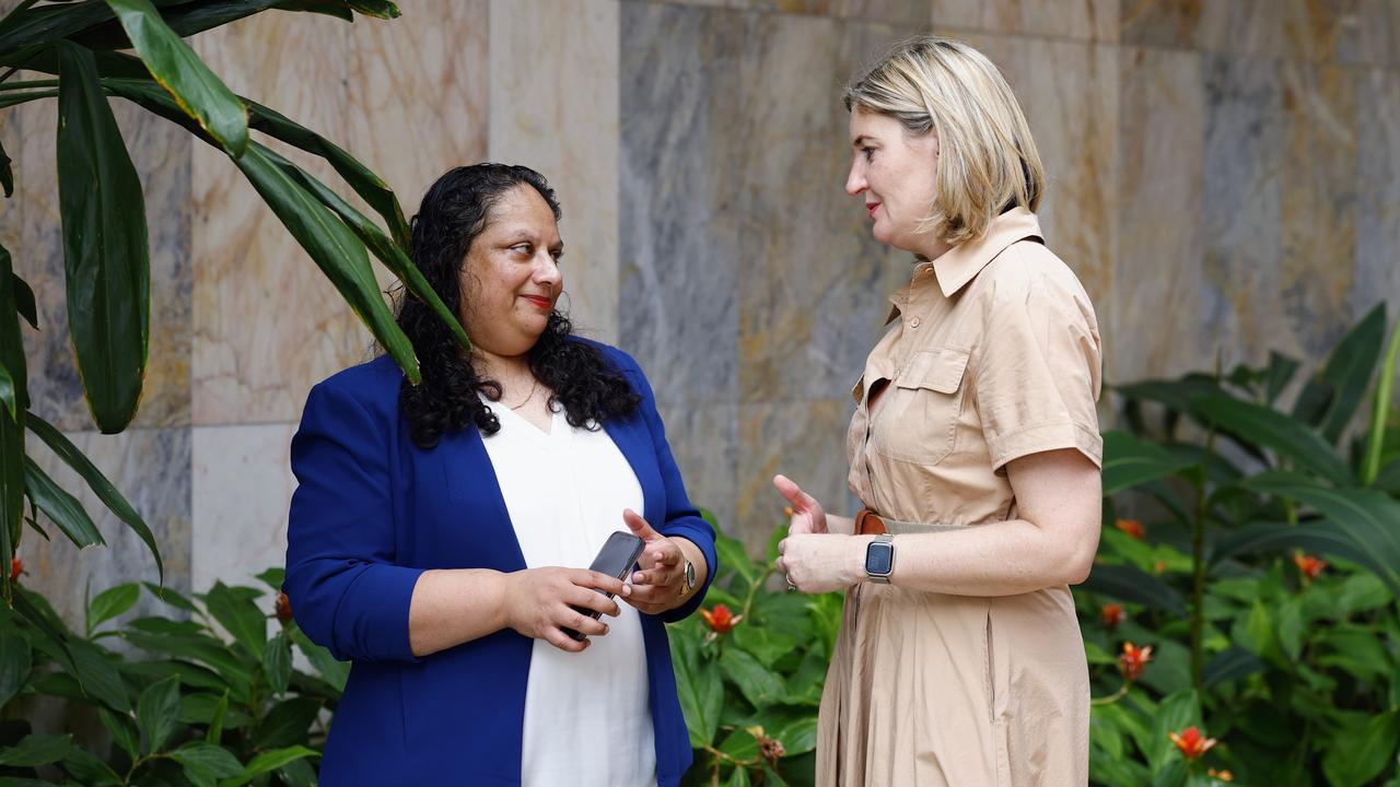 Cairns and Hinterland Hospital and Health Service (CHHHS) chief executive Leena Singh speaks with Queensland Health Minister Shannon Fentiman at the Cairns Hospital. Picture: Brendan Radke