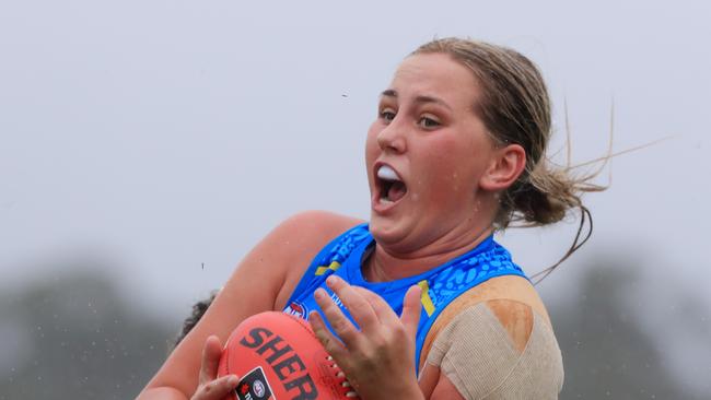 SYDNEY, AUSTRALIA - FEBRUARY 08: Dee Heslop of the Suns takes a mark during the round one AFLW match between the Greater Western Sydney Giants and the Gold Coast Suns at Blacktown International Sportspark on February 08, 2020 in Sydney, Australia. (Photo by Mark Evans/Getty Images)