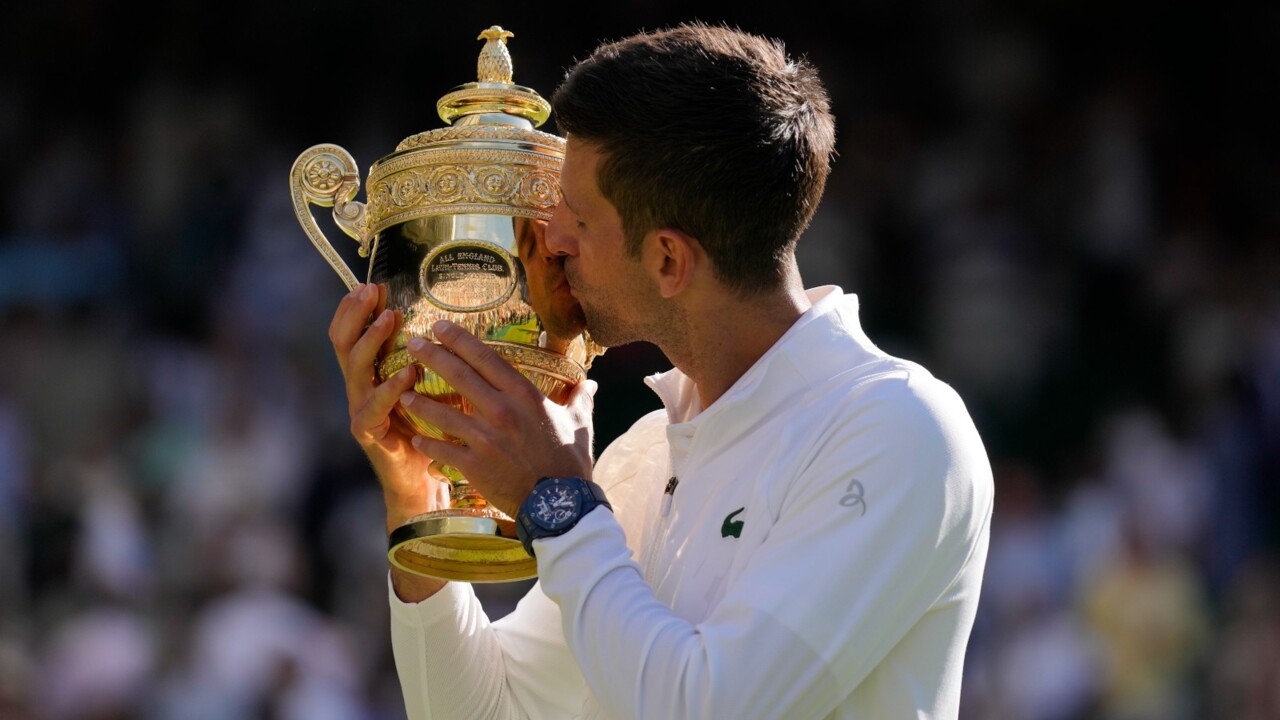 Novak Djokovic defeats Nick Kyrgios in Wimbledon final