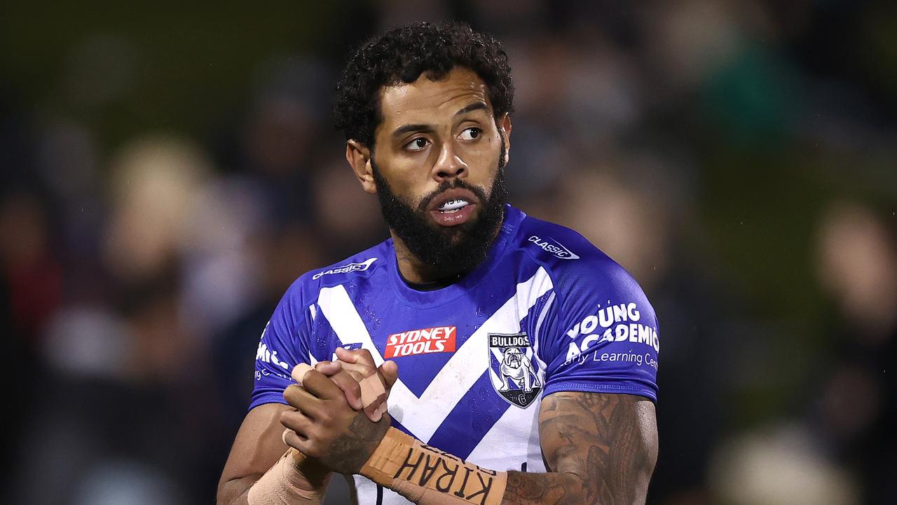 PENRITH, AUSTRALIA - JUNE 03: Josh Addo-Carr of the Bulldogs warms up before the round 13 NRL match between the Penrith Panthers and the Canterbury Bulldogs at BlueBet Stadium on June 03, 2022, in Penrith, Australia. (Photo by Matt King/Getty Images)