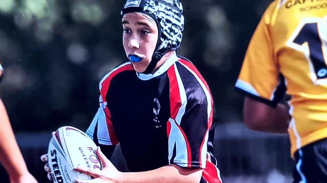 Ariki Grau-Winikerei plays for the Maryborough Brothers Junior Rugby League Club.