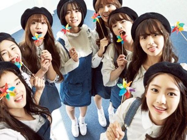 K-Pop band Oh My Girl.