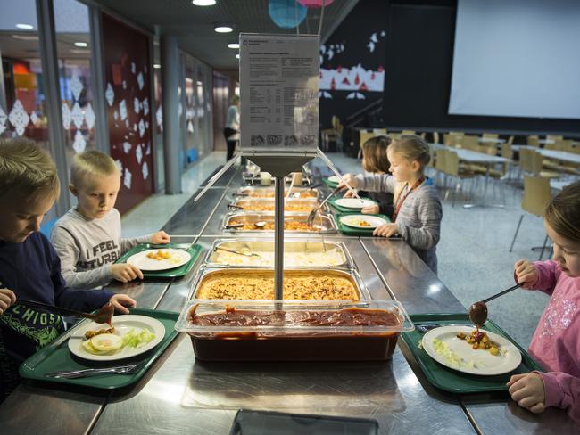 Students get the food themselves at the Hiidenkiven Pereskoulu School canteen. Picture: Ella Pellegrini.