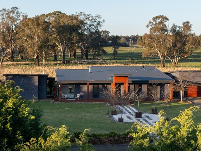 Newtown Jets director lists country escape