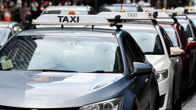 SYDNEY, AUSTRALIA - NCA NewsWire Photos SEPTEMBER, 20, 2020: Taxis are seen in the CBD of Sydney. A Sydney taxi driver has tested positive for COVID-19 after working eight days while infectious and visiting several venues in Sydney and on the South Coast. Picture: NCA NewsWire/Bianca De Marchi