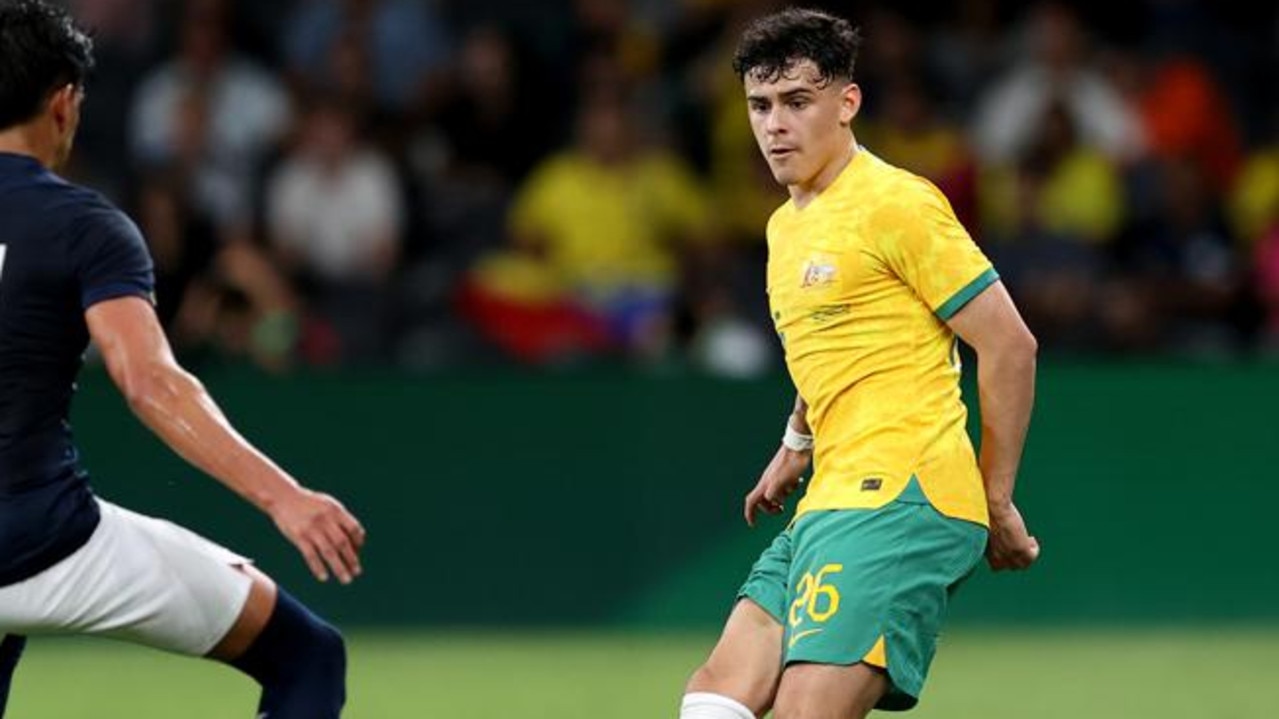 Kusini Yengi is hopeful former Portsmouth teammate Alex Robertson (pictured) will decide to make himself available for future Socceroos selection. Picture: Brendon Thorne / Getty Images