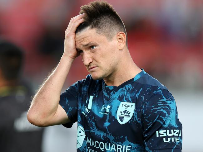 AUCKLAND, NEW ZEALAND - MARCH 16: Joe Lolley of Sydney FC  reacts to the loss during the A-League Men round 21 match between Wellington Phoenix and Sydney FC at Eden Park, on March 16, 2024, in Auckland, New Zealand. (Photo by Fiona Goodall/Getty Images)